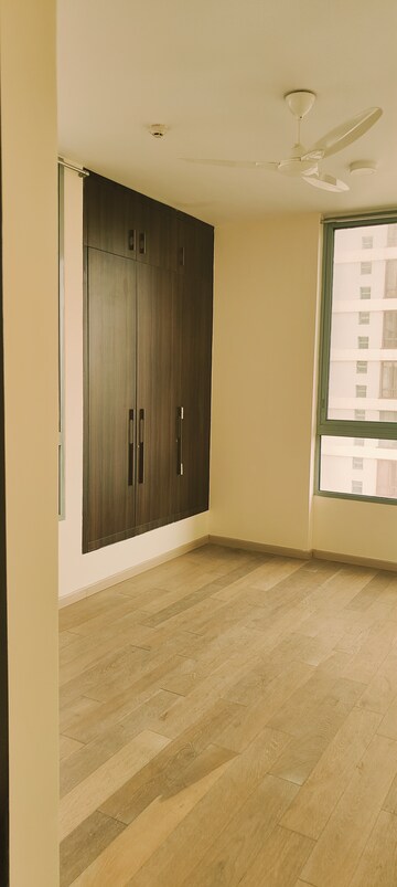 Bedroom in 2 BHK Apartment at Piramal Vaikunth, Balkum Pada – for Rent