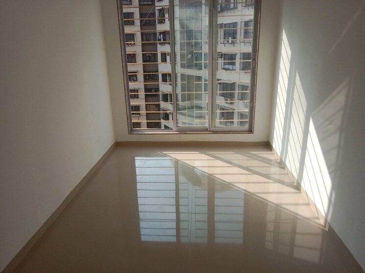Room, shree-satyam-chs-goregaon-east 1 Bedroom 325 Sq.Ft. Apartment In Goregaon East Mumbai 9296097