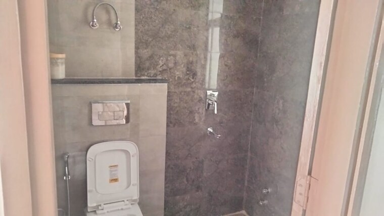 Bathroom, pareena-coban-residences 3 Bedroom 1997 Sq.Ft. Apartment In Sector 99a Gurgaon 9296112