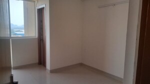 Room in 3 BHK Apartment at Pareena Coban Residences, Sector 99a – for Rent