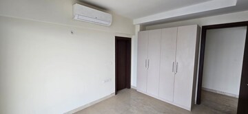 Room in 3 BHK Apartment at Emaar Gurgaon Greens, Sector 102 – for Rent