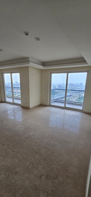 Room in 3 BHK Apartment at Emaar Gurgaon Greens, Sector 102 – for Rent