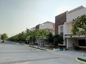 5 BHK Villa – Exterior View View at SMR SMS Vinay Casa Carino, Bandlaguda Jagir - for Sale