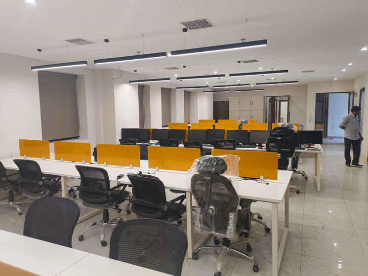 Team Area, industrial area Commercial Office Space 2500 Sq.Ft. In Industrial Area Mohali 9296144