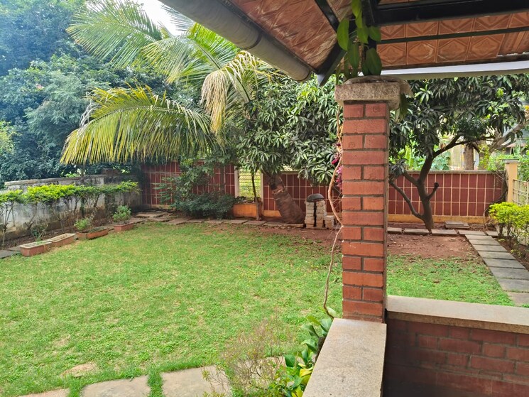 Garden, ms-ramaiah-north-city 5 Bedroom 3500 Sq.Ft. Villa In Nagavara Bangalore 9296143