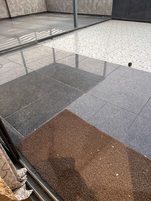 Furnished Amenities in 3 BHK Builder Floor at Unitech South City 1, South City 1 – for Rent