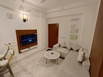 1 BHK Apartment For Rent in Purvanchal Royal City, Chi V Greater Noida