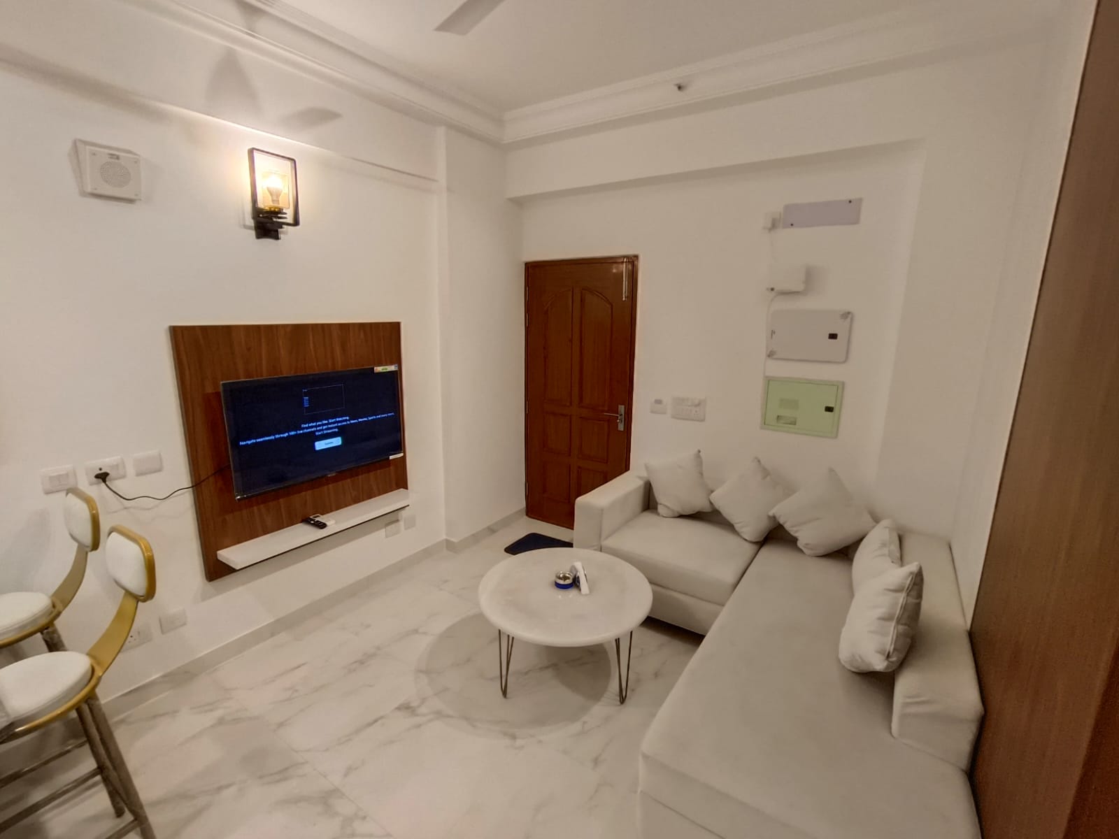 1 BHK + Study Room Apartment For Rent in Purvanchal Royal City