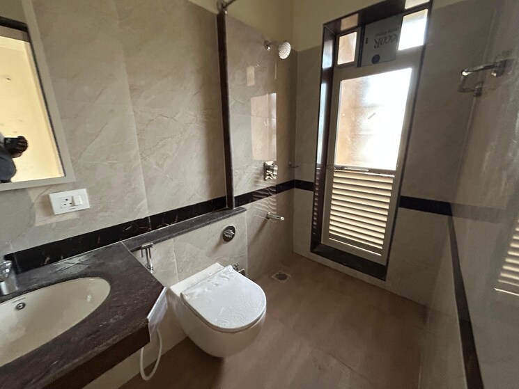 Bathroom, raheja-interface-heights 2 Bedroom 800 Sq.Ft. Apartment In Malad West Mumbai 9296153