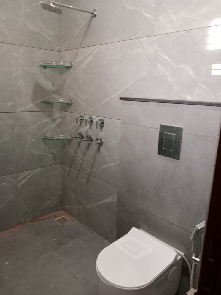 Bathroom, sector 18 2 Bedroom 1452 Sq.Ft. Builder Floor In Sector 18 Panipat 9296172