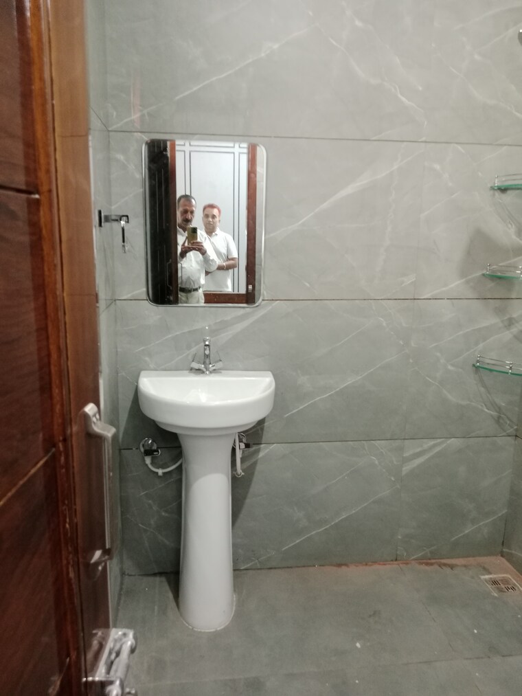 Bathroom, sector 18 2 Bedroom 1452 Sq.Ft. Builder Floor In Sector 18 Panipat 9296172