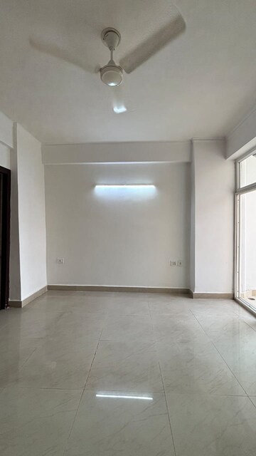 Room in 3 BHK Apartment at Amrapali Zodiac, Sector 120 – for Sale