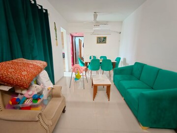 Bedroom in 2 BHK Apartment at Akshar Alvario, Seawoods – for Rent