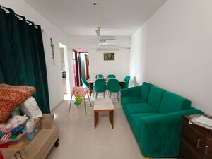 Team Area in 2 BHK Apartment at Akshar Alvario, Seawoods – for Rent