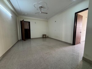 Room in 1 BHK Builder Floor at Chattarpur – for Rent