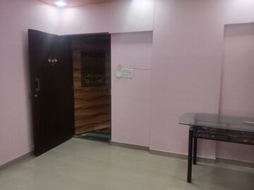 Room in 2 BHK Apartment at Runwal Garden City, Balkum Pada – for Rent