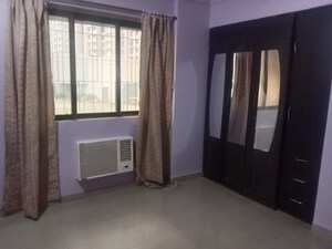 Room in 2 BHK Apartment at Runwal Garden City, Balkum Pada – for Rent