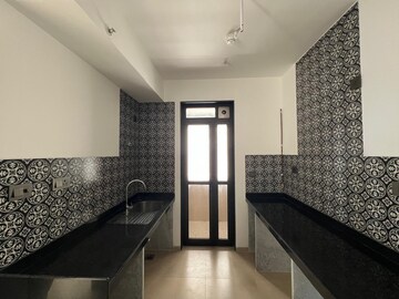2 BHK Apartment For Rent in Lodha The Park, Worli