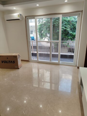 Room in 3 BHK Builder Floor at Hauz Khas – for Sale