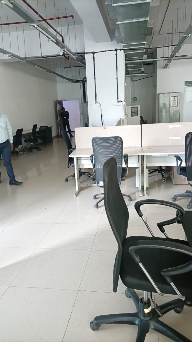 Team Area, platinum-techno-park Commercial Office Space 5500 Sq.Ft. In Vashi Sector 30 Navi Mumbai 9296253