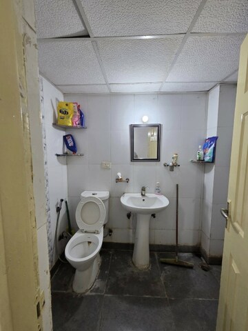 Bathroom in 3 BHK Apartment at Sector 4 Greater Noida – for Rent