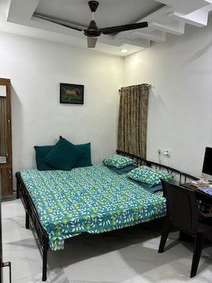 Bedroom in 4 BHK Independent House at Yapral – for Sale