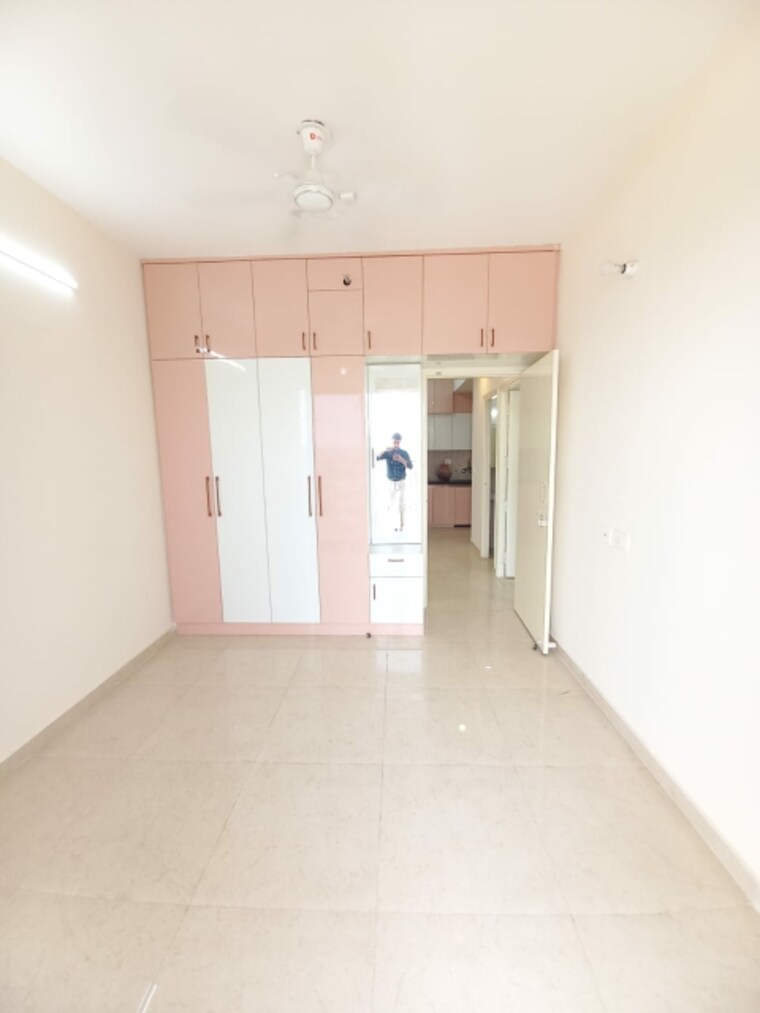 Room, signature-global-the-millennia 2 Bedroom 700 Sq.Ft. Apartment In Sector 37d Gurgaon 9296329