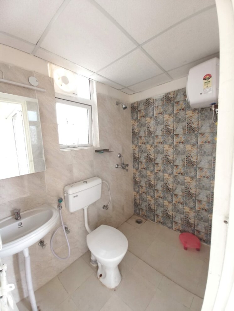 Bathroom, signature-global-the-millennia 2 Bedroom 700 Sq.Ft. Apartment In Sector 37d Gurgaon 9296329