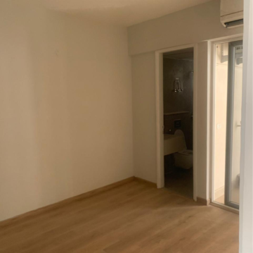 Room in 2.5 BHK Builder Floor at Signature Global City 92, Sector 92 – for Sale