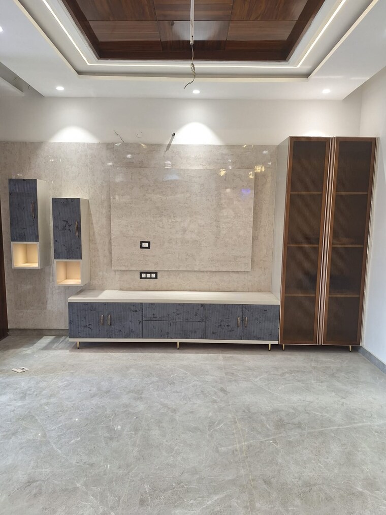 Room, sunny enclave 5 Bedroom 1800 Sq.Ft. Independent House In Sunny Enclave Mohali 9296361