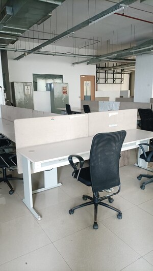 Team Area in  Office Space at Satra Plaza, Vashi Sector 19d – for Rent