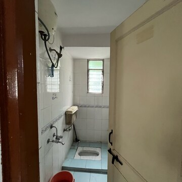 Bathroom in 1 BHK Apartment at Wadgaon Sheri – for Rent