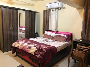 Bedroom in 3 BHK Apartment at Gokhale Rahulkunj, Rambaug Colony – for Rent