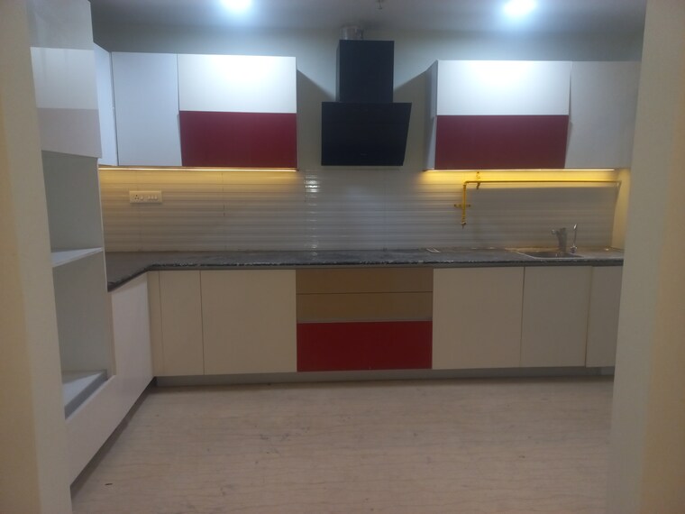 Kitchen, mahagun-mezzaria 4 Bedroom 4425 Sq.Ft. Apartment In Sector 78 Noida 9296465