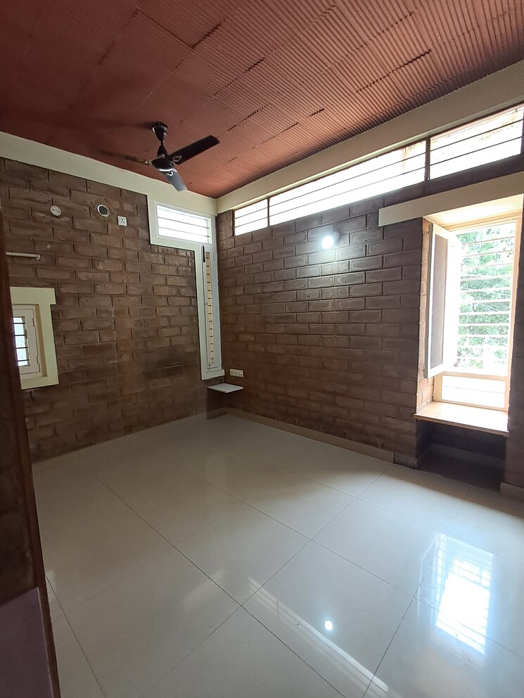 Room, hsr layout 2 Bedroom 1000 Sq.Ft. Builder Floor In Hsr Layout Bangalore 9296475