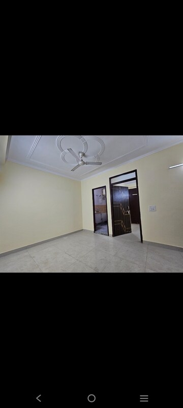 Room in 1 BHK Builder Floor at Saket – for Rent
