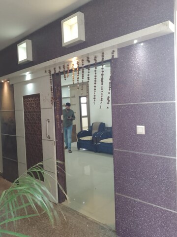  3 BHK Apartment at Avadh Vihar Yojna – for Rent
