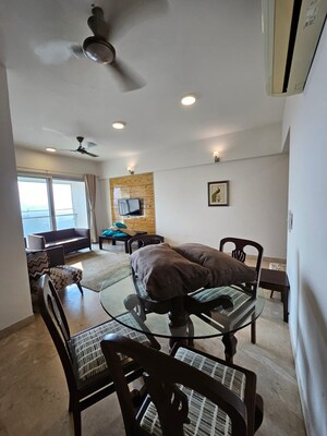 Team Area in 2 BHK Apartment at DB Woods, Goregaon East – for Rent