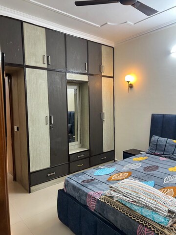 Bedroom in 2 BHK Apartment at Penta Homes, Vip Road – for Rent