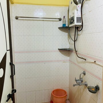 Bathroom in 2 BHK Builder Floor at Samarth Nagar, Wadgaon Sheri – for Rent