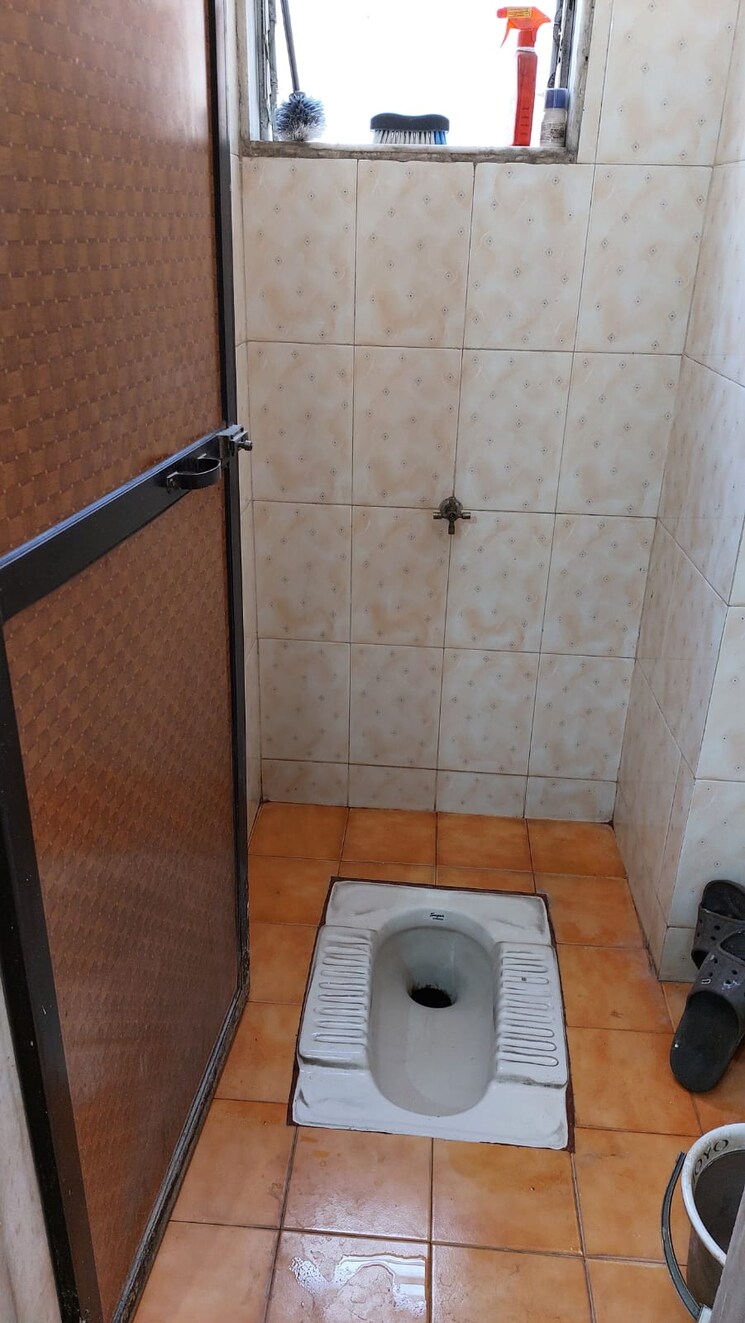 Bathroom, piramal-vaikunth-vama 3 Bedroom 900 Sq.Ft. Apartment In Balkum Pada Thane 9296641