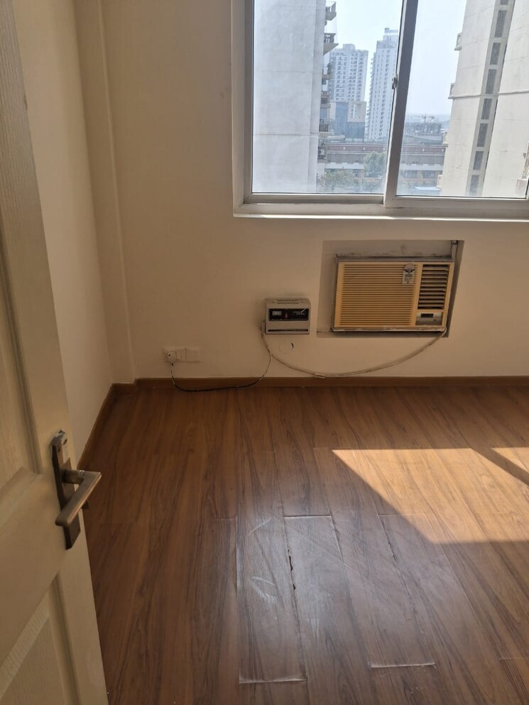 Bathroom, bptp-park-prime 4 Bedroom 2062 Sq.Ft. Apartment In Sector 66 Gurgaon 9296643