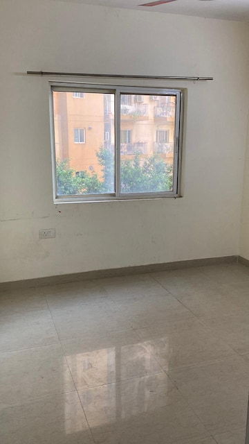 Room in 3 BHK Apartment at Orris Aster Court, Sector 85 – for Rent