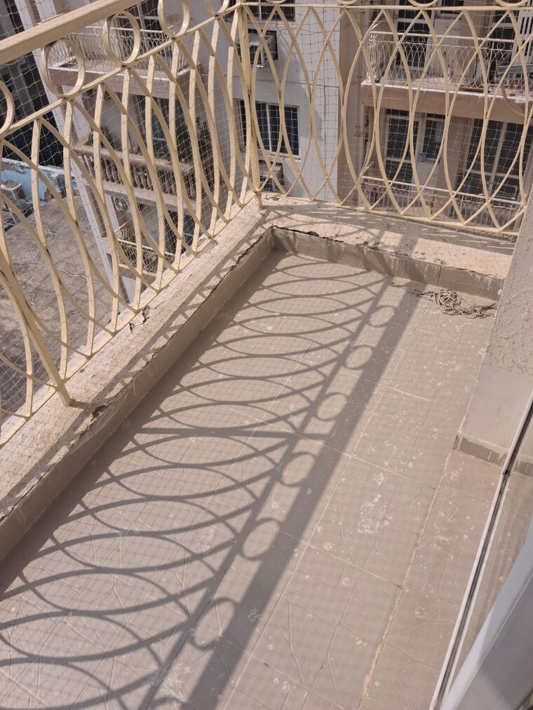 Balcony, bptp-park-prime 4 Bedroom 2062 Sq.Ft. Apartment In Sector 66 Gurgaon 9296660