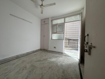 Room in 2 BHK Builder Floor at Chattarpur – for Rent