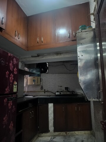 Kitchen in 1 BHK Apartment at Katwaria Sarai – for Rent