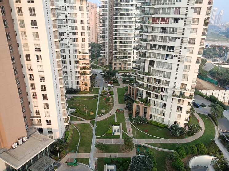 Exterior View, pioneer-park-presidia 3 Bedroom 2420 Sq.Ft. Apartment In Sector 62 Gurgaon 9296719