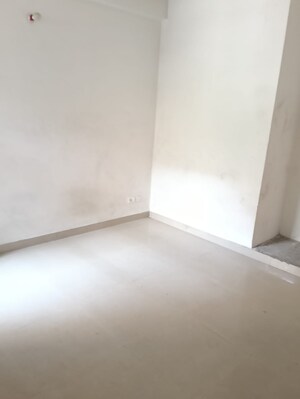 Room in 3.5 BHK Builder Floor at Aditya World City Residences, Shahpur Bamheta – for Sale