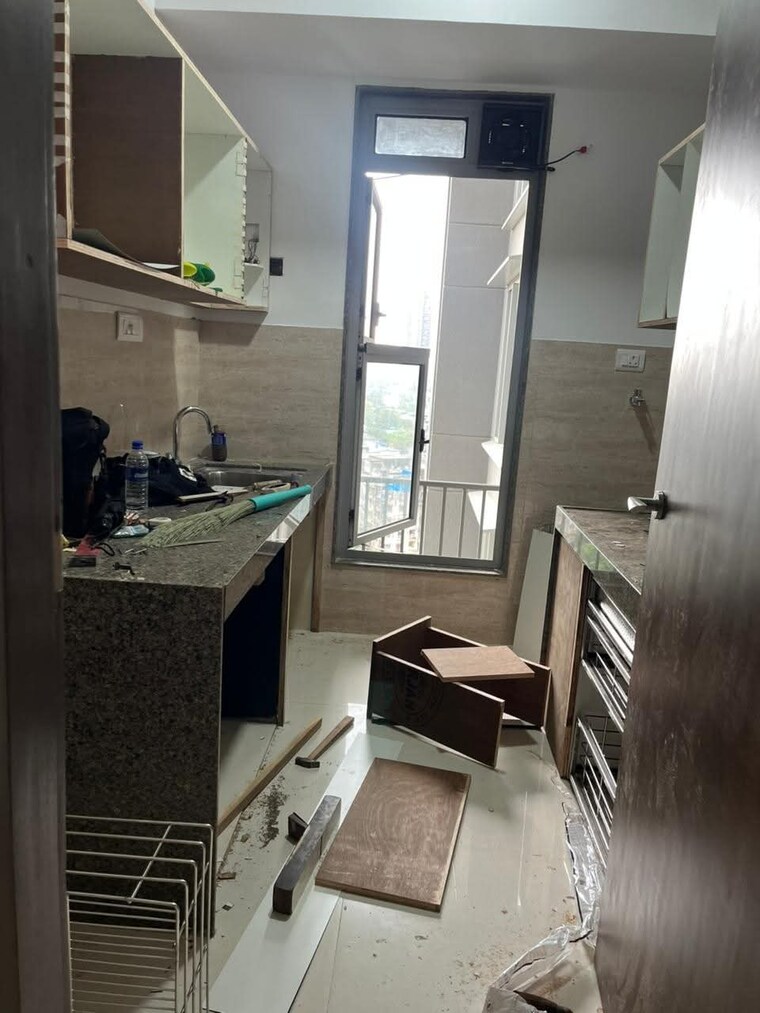 Team Area, sunteck-city-avenue-4 2 Bedroom 644 Sq.Ft. Apartment In Goregaon West Mumbai 9296760