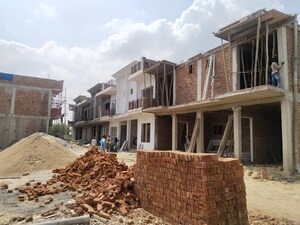 2 BHK Villa – Exterior View View at Sector 10 Greater Noida - for Sale